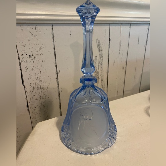 Bell - Picture 1 of 3